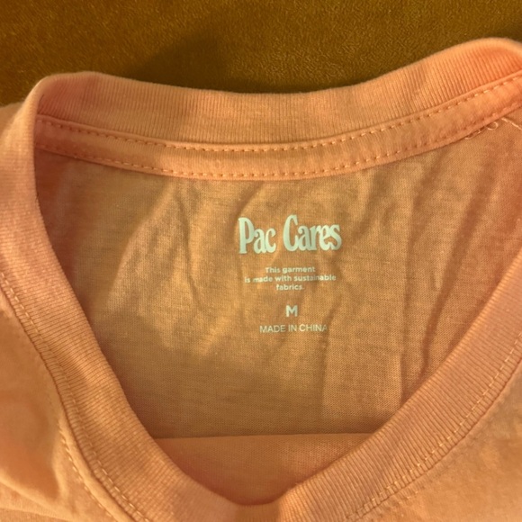Pacsun PacCares trippy wave embroided t shirt in coral
Orange size Medium - Picture 6 of 7